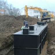 污水處理設(shè)備在各行各業(yè)應(yīng)用都十分廣泛